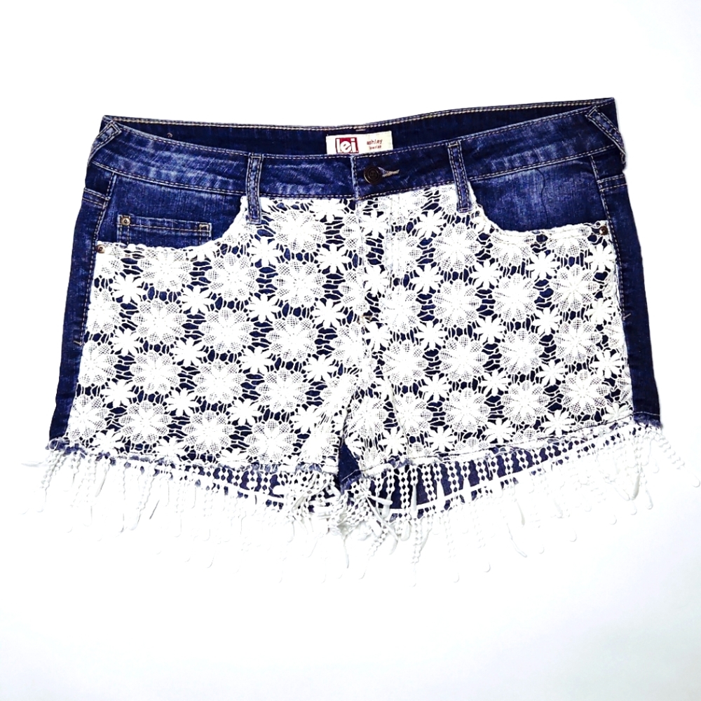 l.e.i. Shorts